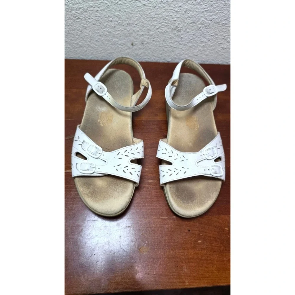 SAS‎ Tripad White Leather Adjustable Strap Mary Jane Sandals Cushioned Size 10M